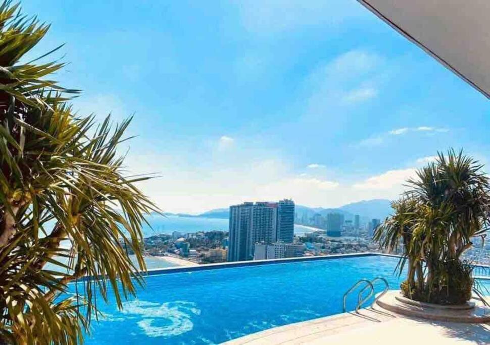 A Sea View Beautiful Studio Apartment Nha Trang Luaran gambar
